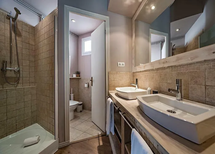 Habitat Alaia Apartament Barcelona